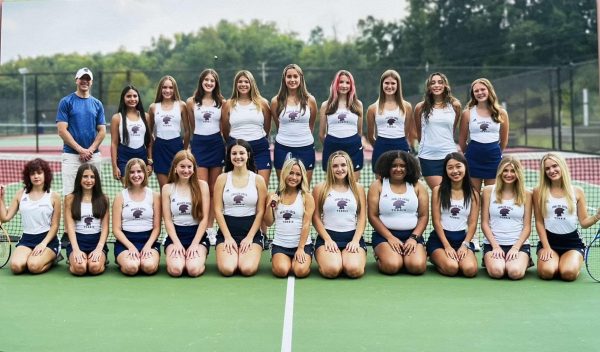 Shaler Area Varsity Girls Tennis team ends their season with a dominant senior day victory