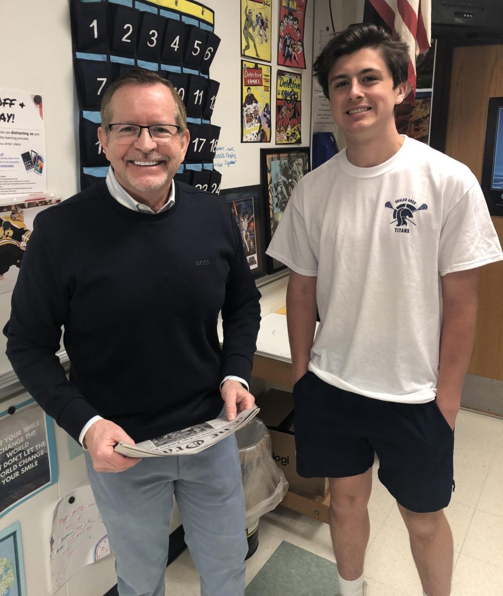 Mike DeCourcy and Elliott Inscho during DeCourcy's visit to Shaler Area HS